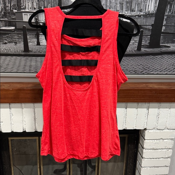 Victoria Sport Women's Tank Top Large Red/Orange Black White - Picture 3 of 3